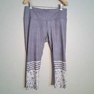 NWT Prana Pillar Printed Capri Leggings